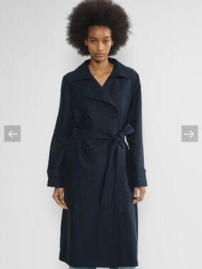 Aritizia Labyrinth trench coat - navy CruiseLinen